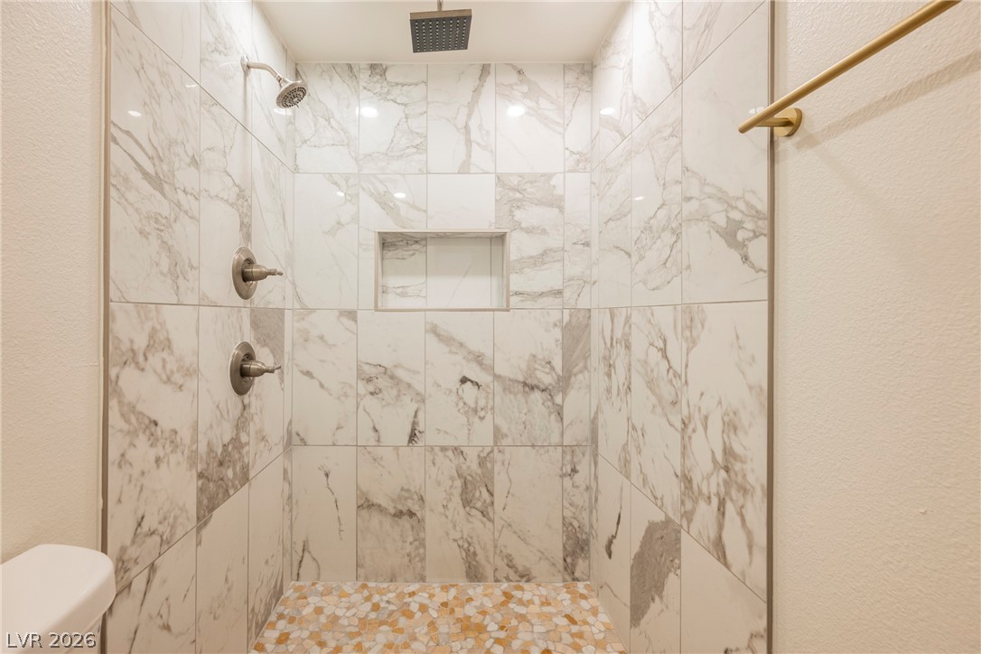 308 Duke Circle Las Vegas NV 89107