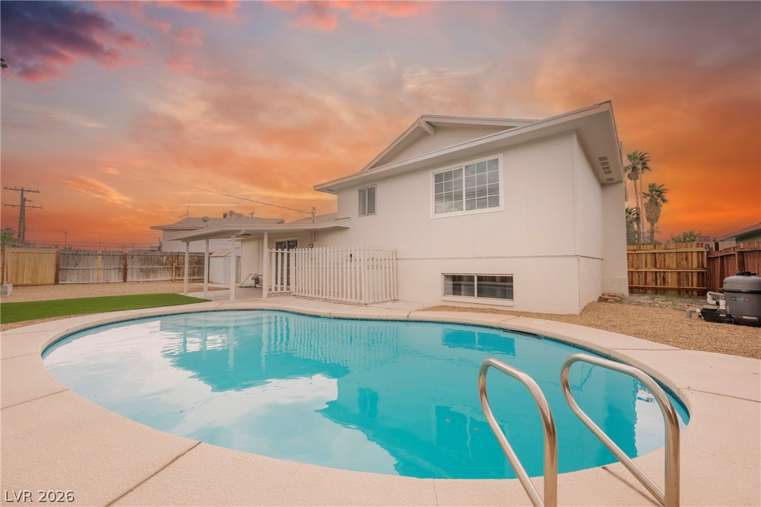 308 Duke Circle Las Vegas NV 89107