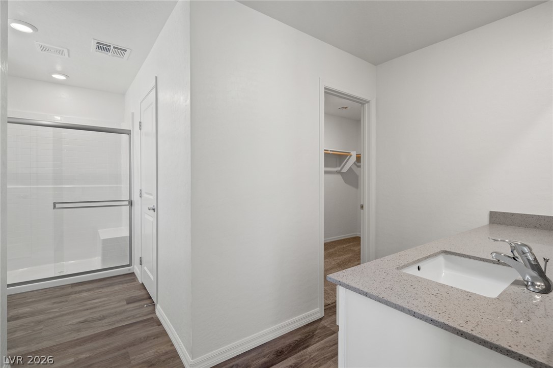 6758 Magnolia River Avenue Las Vegas NV 89156