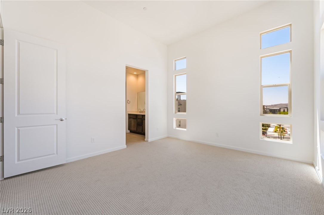 647 Agate Bridge Street Las Vegas NV 89138