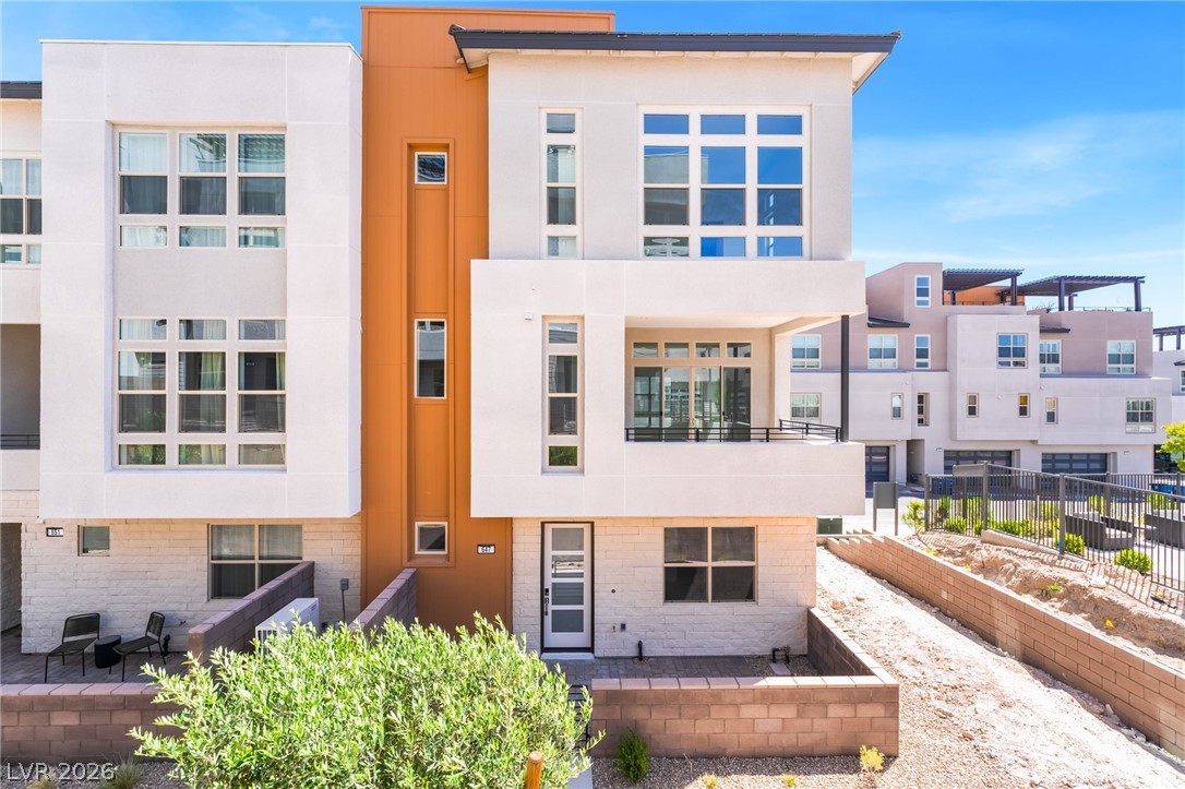 647 Agate Bridge Street Las Vegas NV 89138
