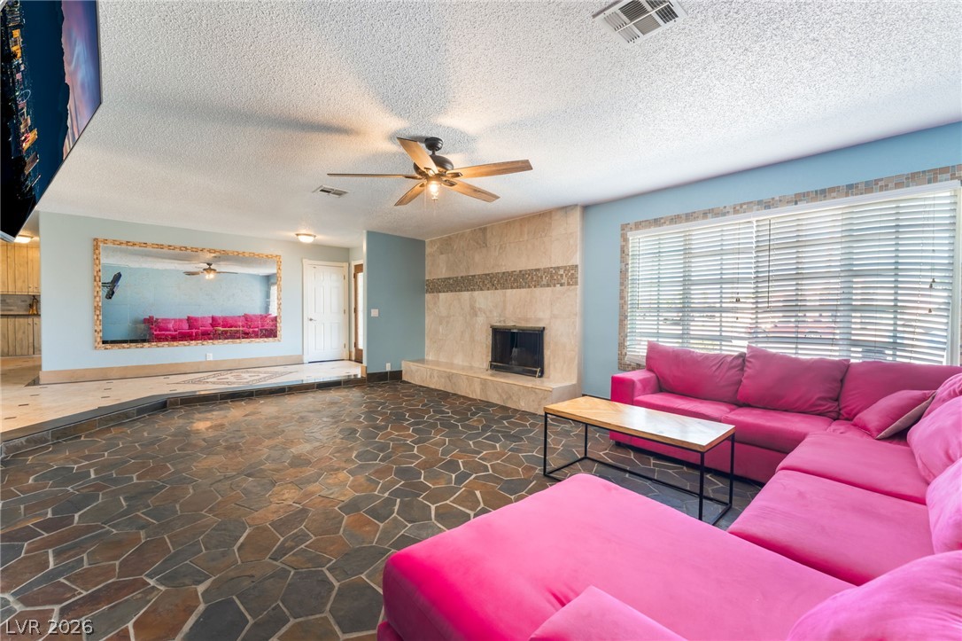 1679 Golden Arrow Drive Las Vegas NV 89169