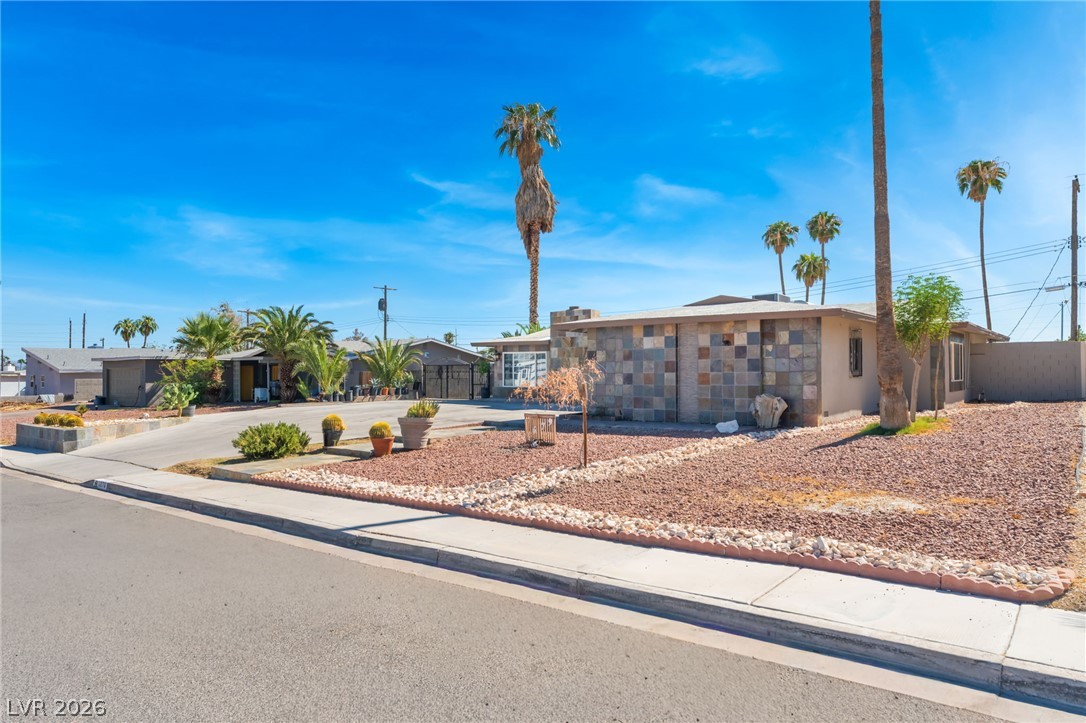 1679 Golden Arrow Drive Las Vegas NV 89169
