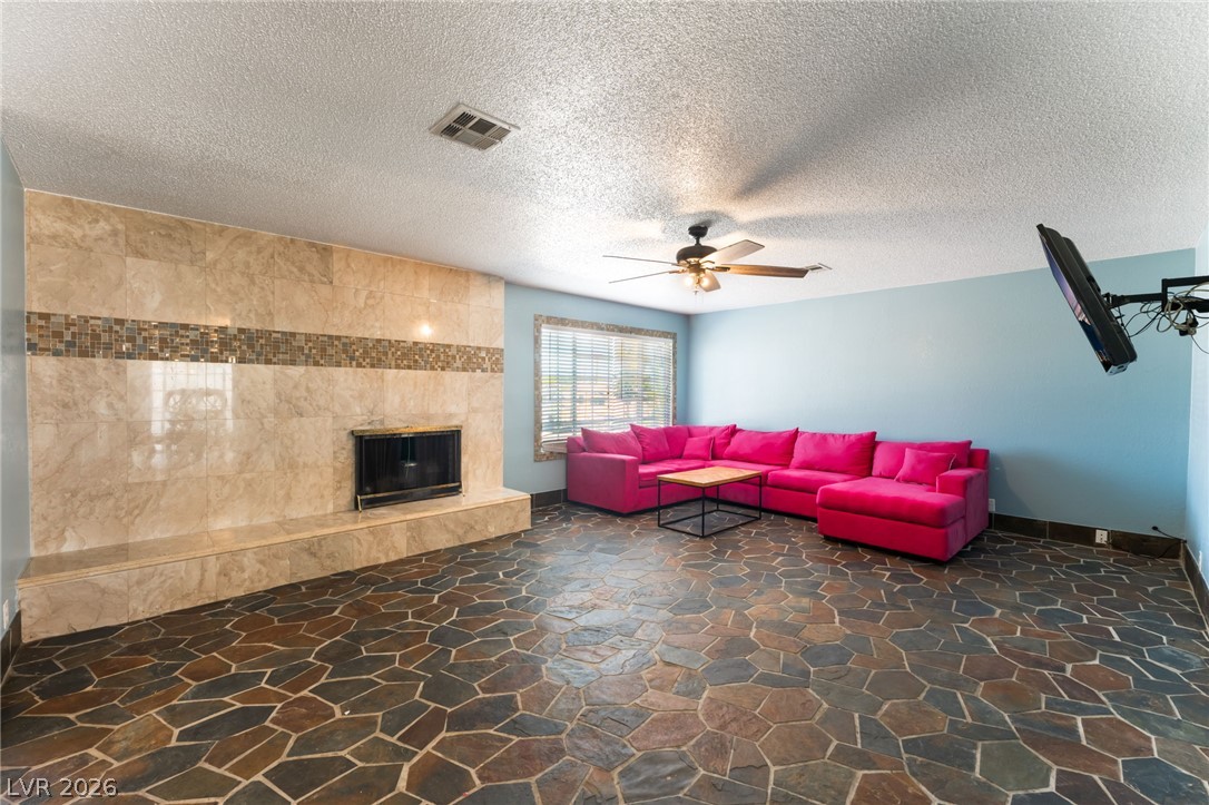 1679 Golden Arrow Drive Las Vegas NV 89169