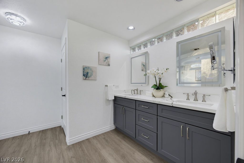 7424 Alcove Glen Court Las Vegas NV 89129