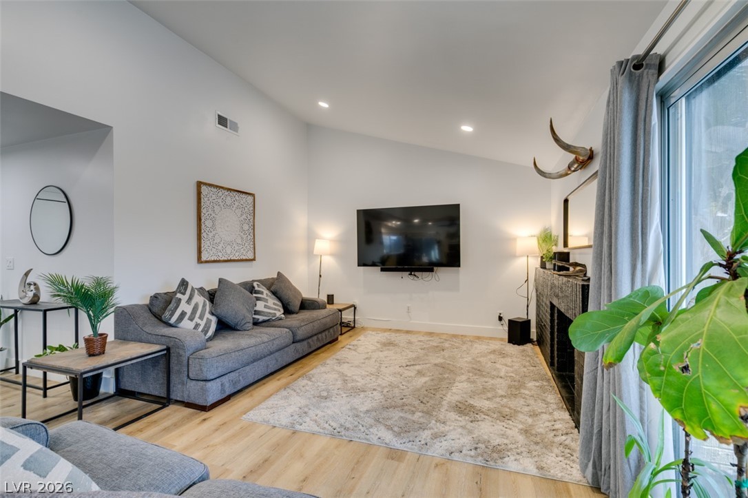 5036 Rollingwood Drive Las Vegas NV 89120