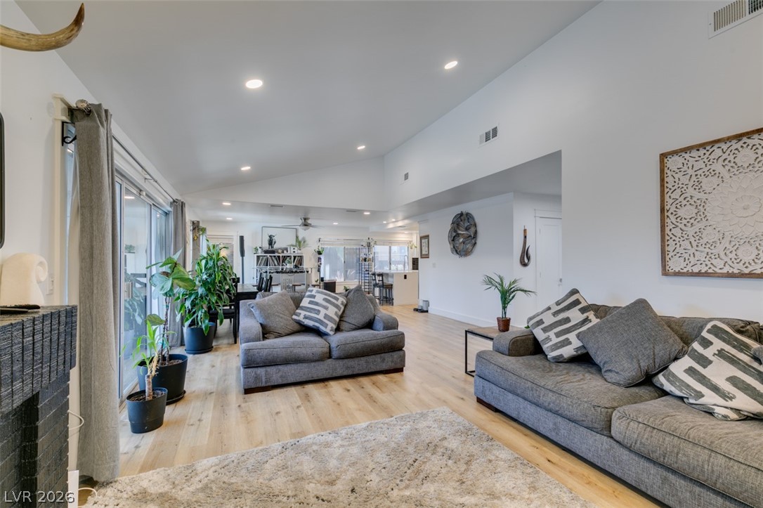 5036 Rollingwood Drive Las Vegas NV 89120