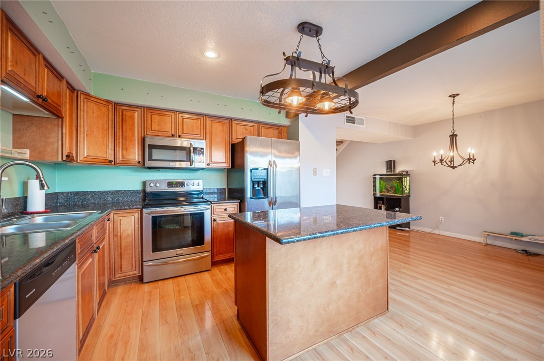 618 Rolling Green Drive Las Vegas NV 89169