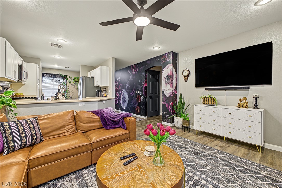 6221 Chert Avenue Las Vegas NV 89139