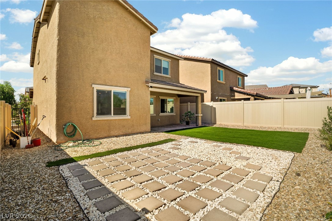 1586 Gold Sunset Avenue North Las Vegas NV 89032