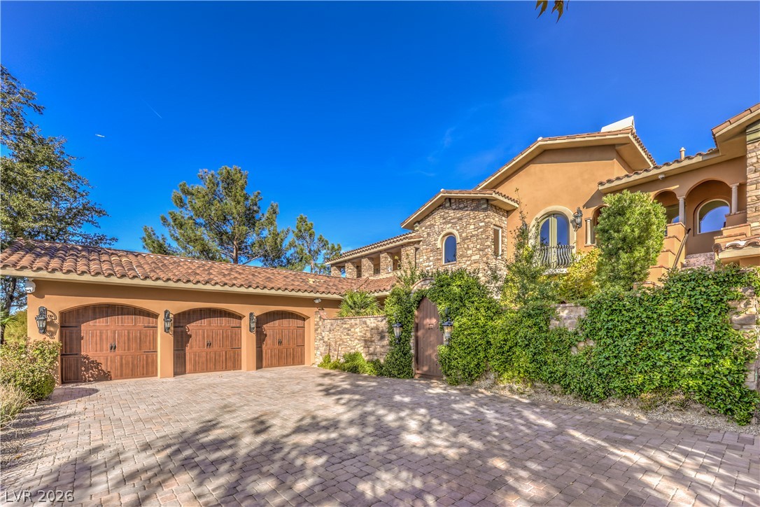 16 Anthem Pointe Court Henderson NV 89052