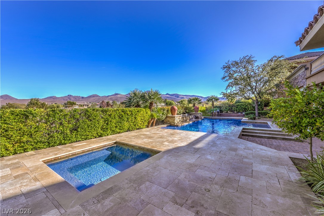 16 Anthem Pointe Court Henderson NV 89052