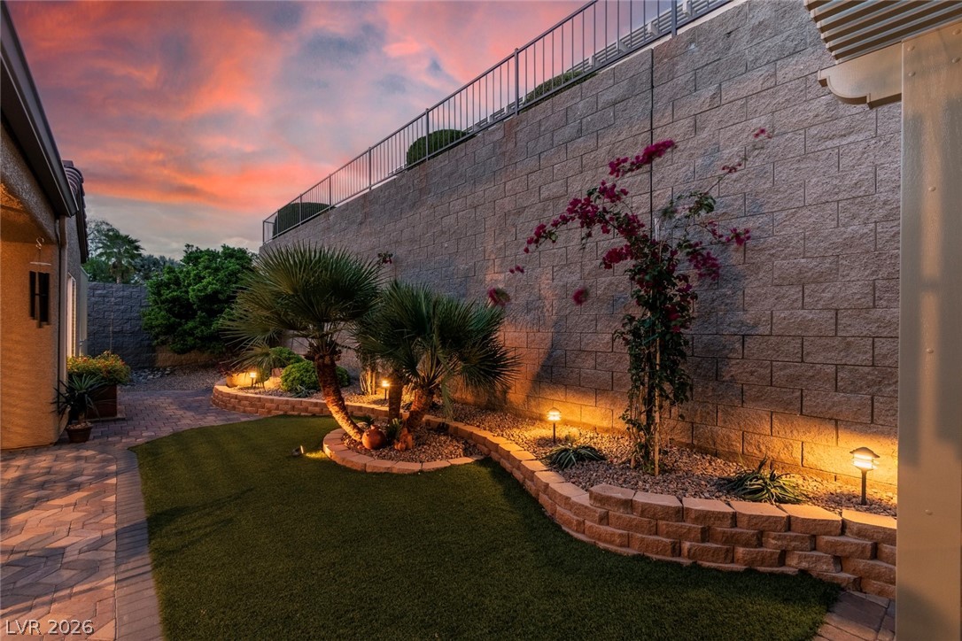 2040 Fort Halifax Street Henderson NV 89052