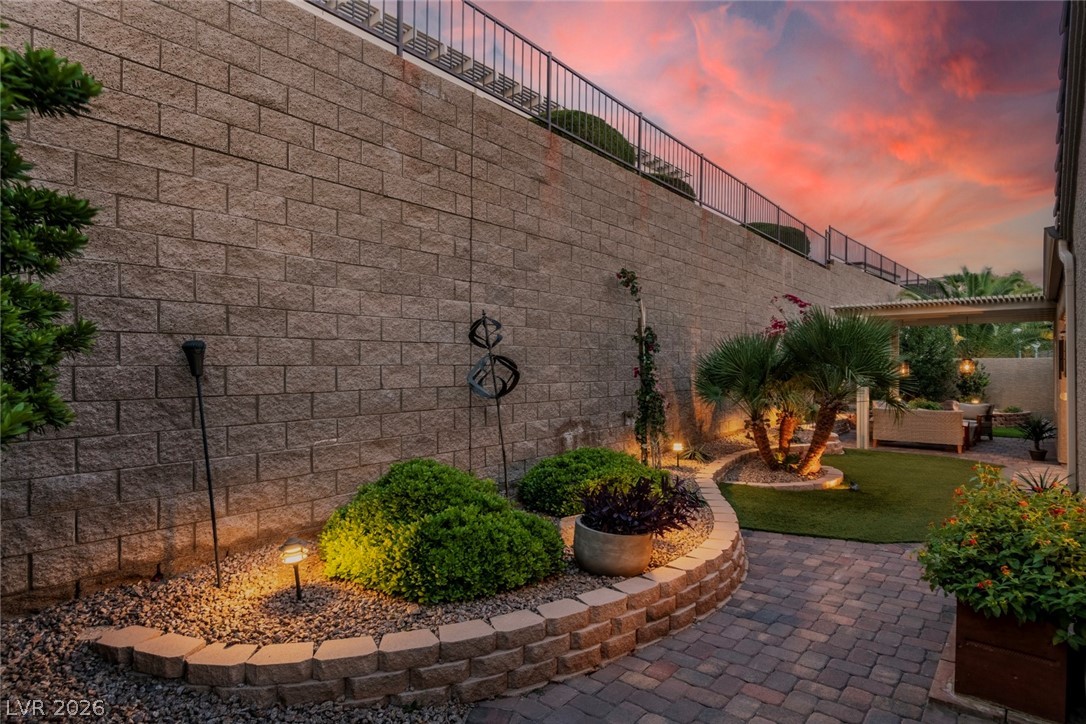 2040 Fort Halifax Street Henderson NV 89052