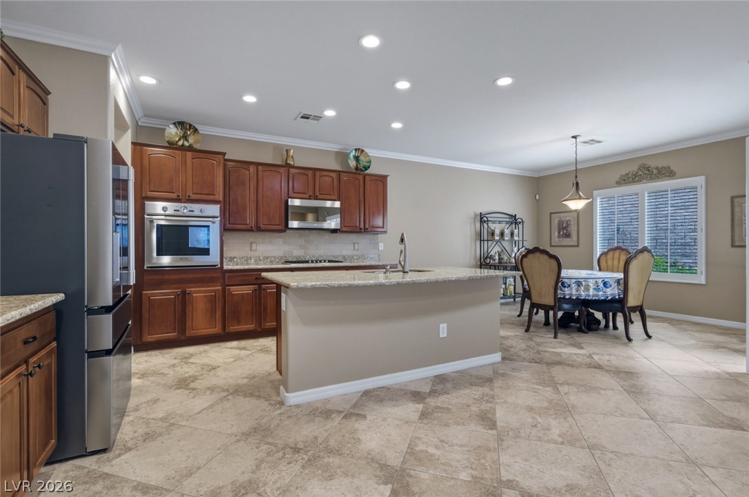 2040 Fort Halifax Street Henderson NV 89052