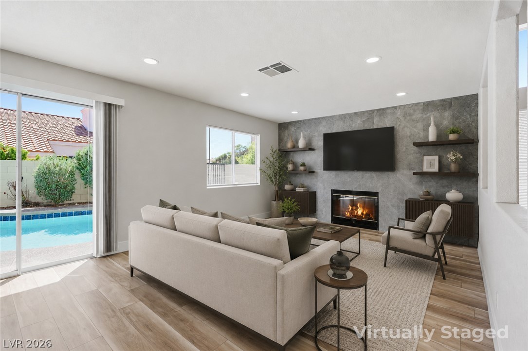 1620 Western Lily Street Las Vegas NV 89128