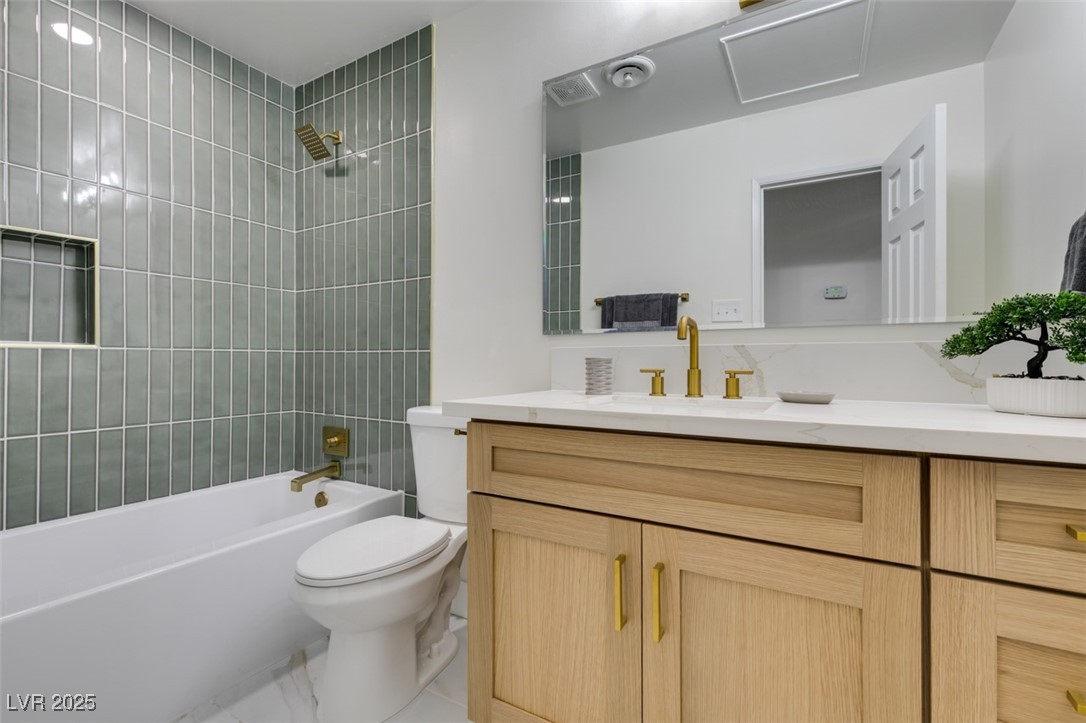 1698 Silver Mesa Way Las Vegas NV 89169