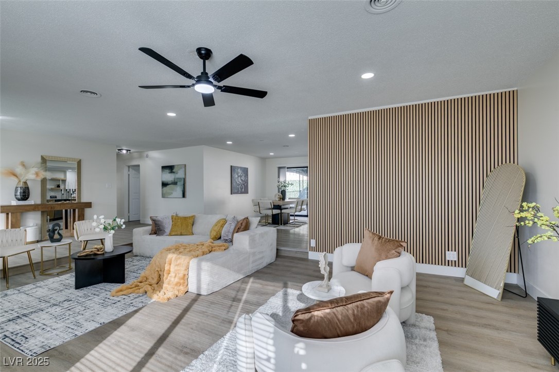 1698 Silver Mesa Way Las Vegas NV 89169