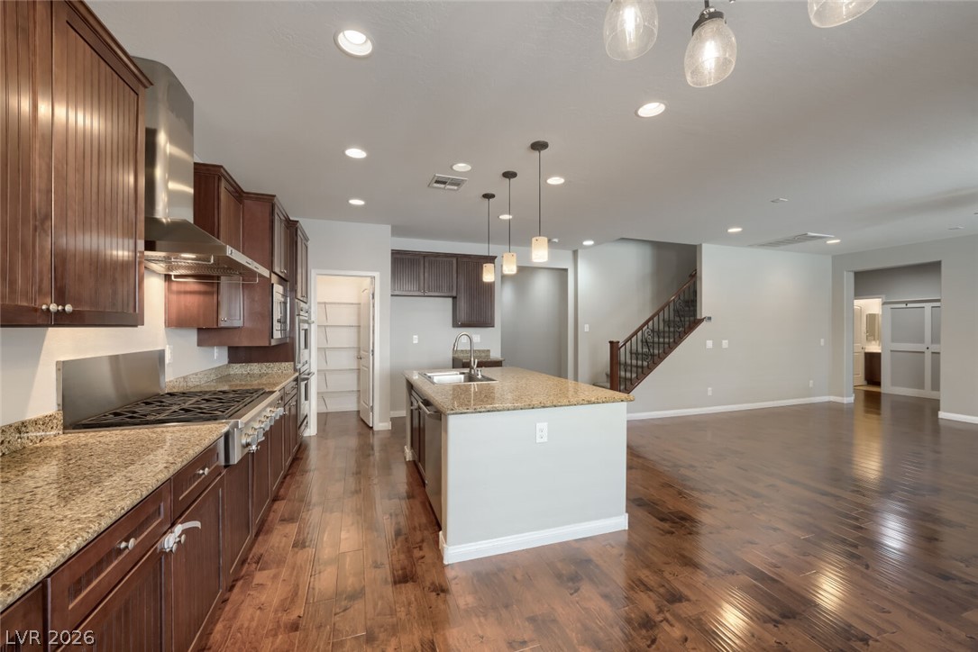 7038 Chestnut Valley Street Las Vegas NV 89166