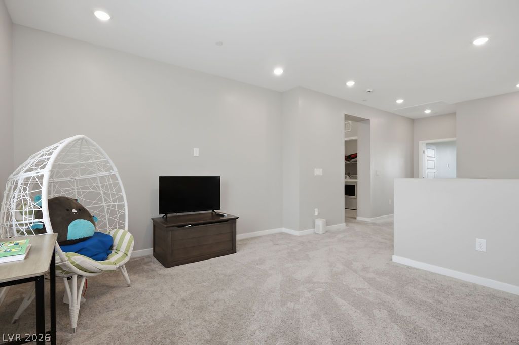 9829 Adrian Peak Street Las Vegas NV 89143