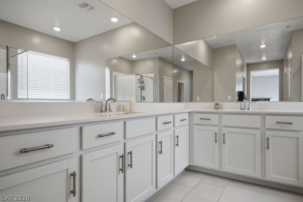 9829 Adrian Peak Street Las Vegas NV 89143