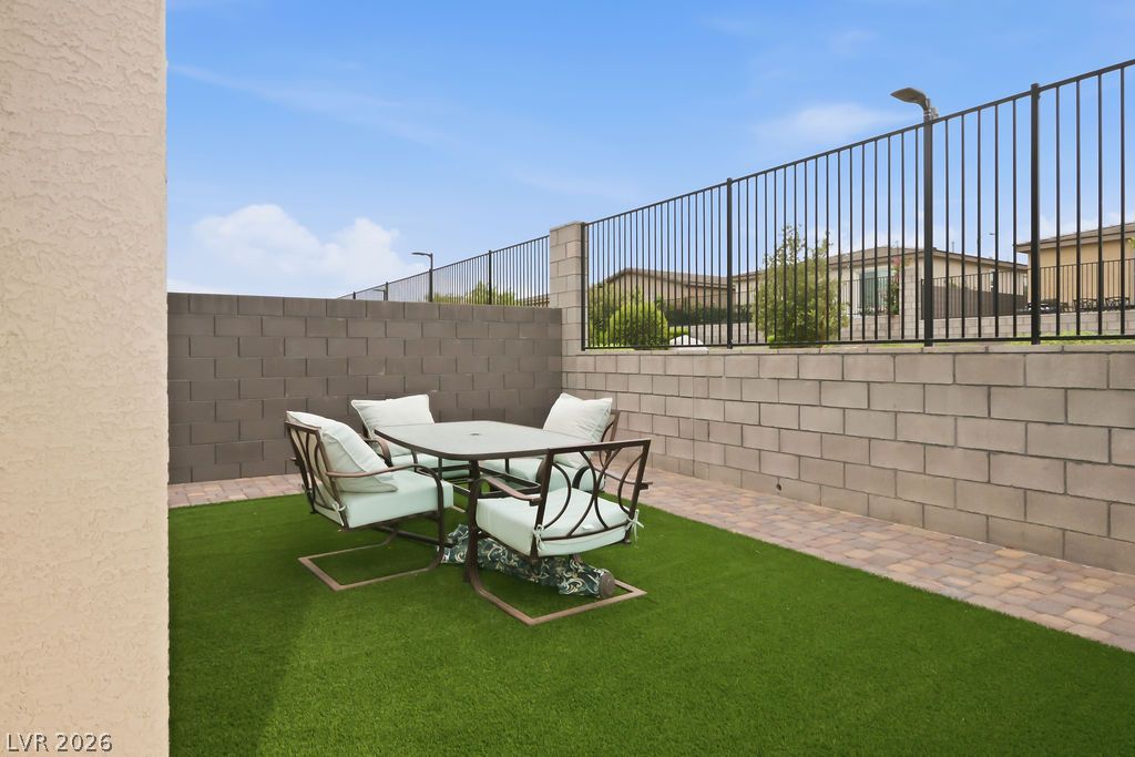 9829 Adrian Peak Street Las Vegas NV 89143