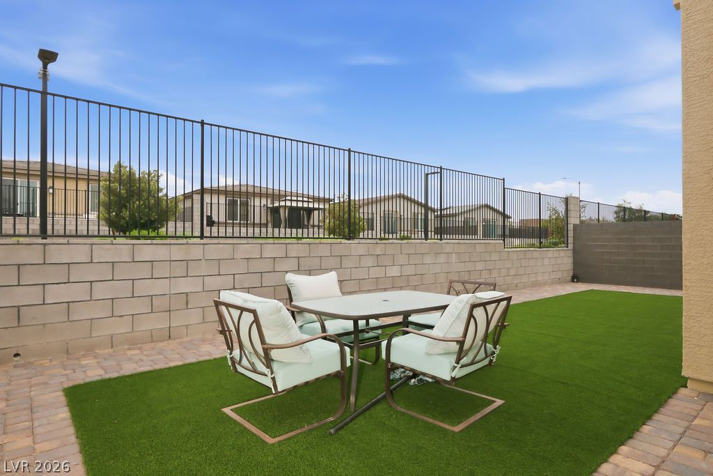 9829 Adrian Peak Street Las Vegas NV 89143