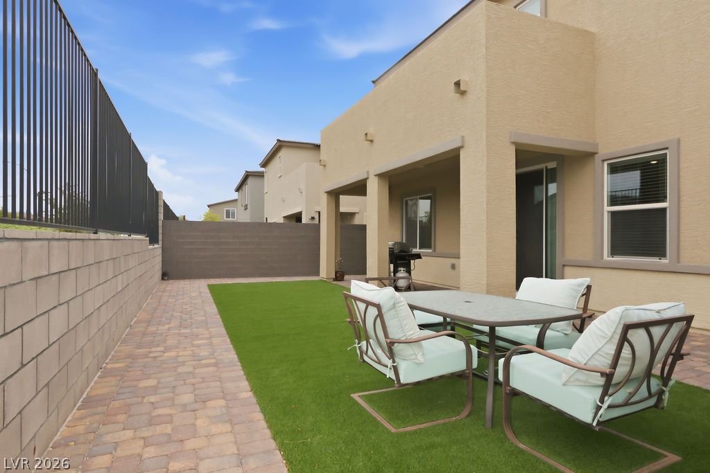 9829 Adrian Peak Street Las Vegas NV 89143