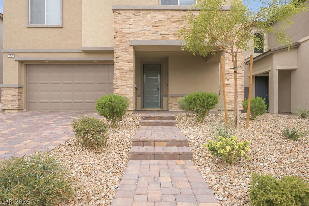 9829 Adrian Peak Street Las Vegas NV 89143