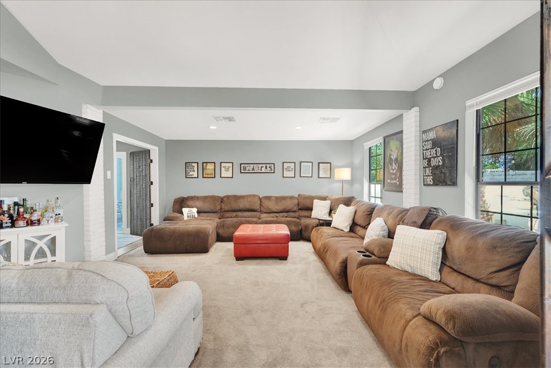 5008 Donnie Avenue Las Vegas NV 89130