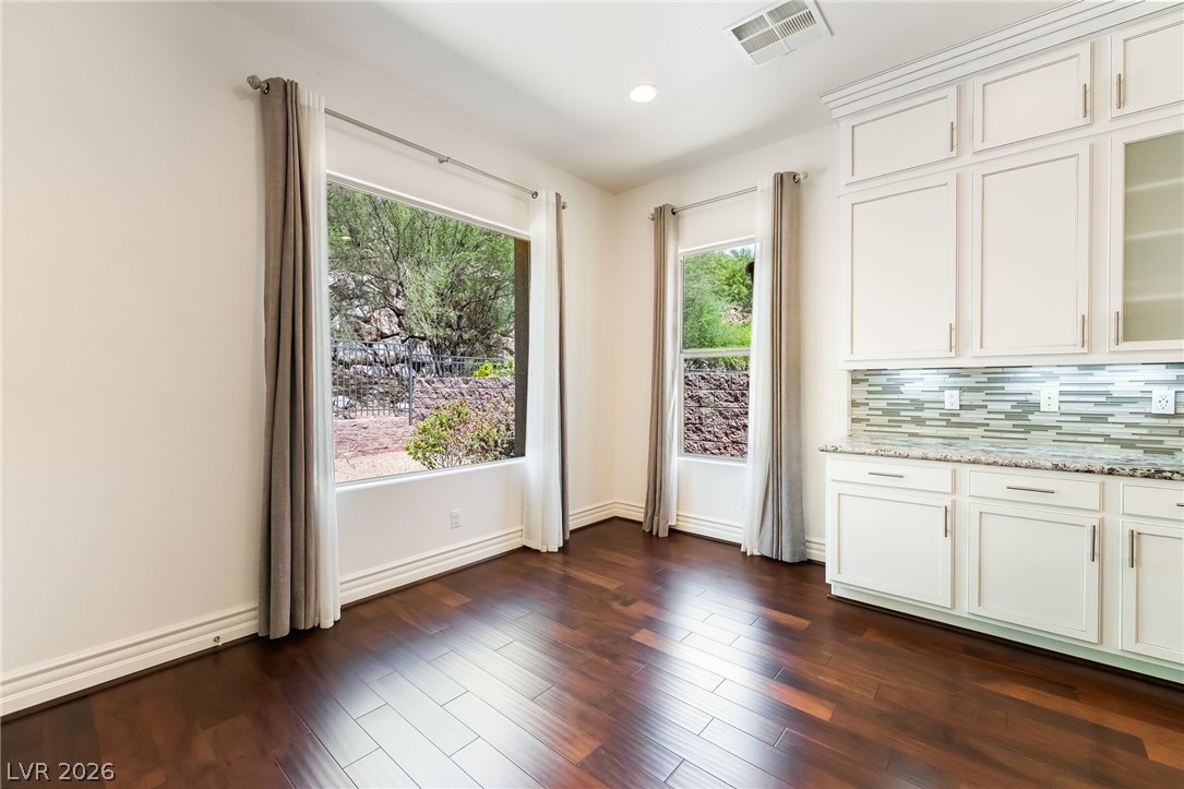 72 Rezzonico Drive Henderson NV 89011