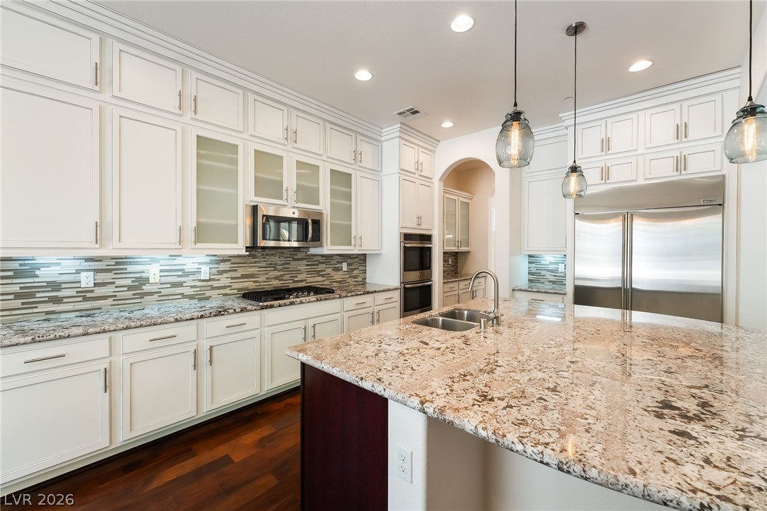 72 Rezzonico Drive Henderson NV 89011
