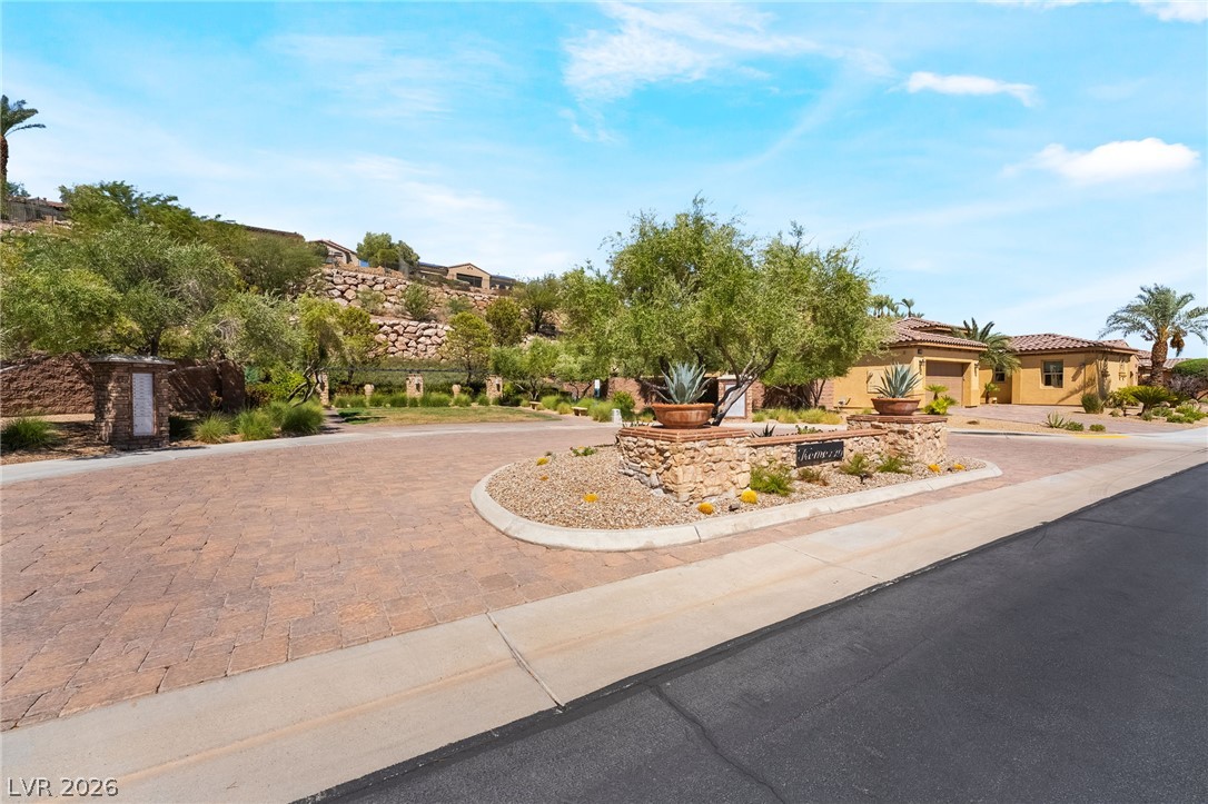 72 Rezzonico Drive Henderson NV 89011