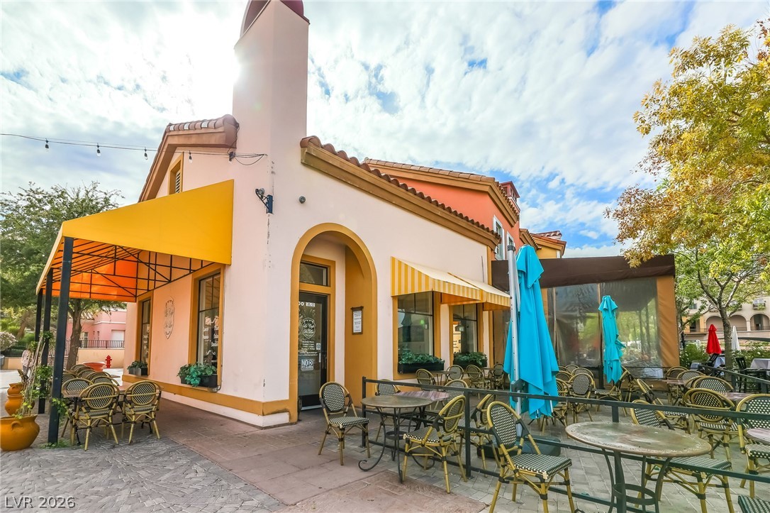 72 Rezzonico Drive Henderson NV 89011