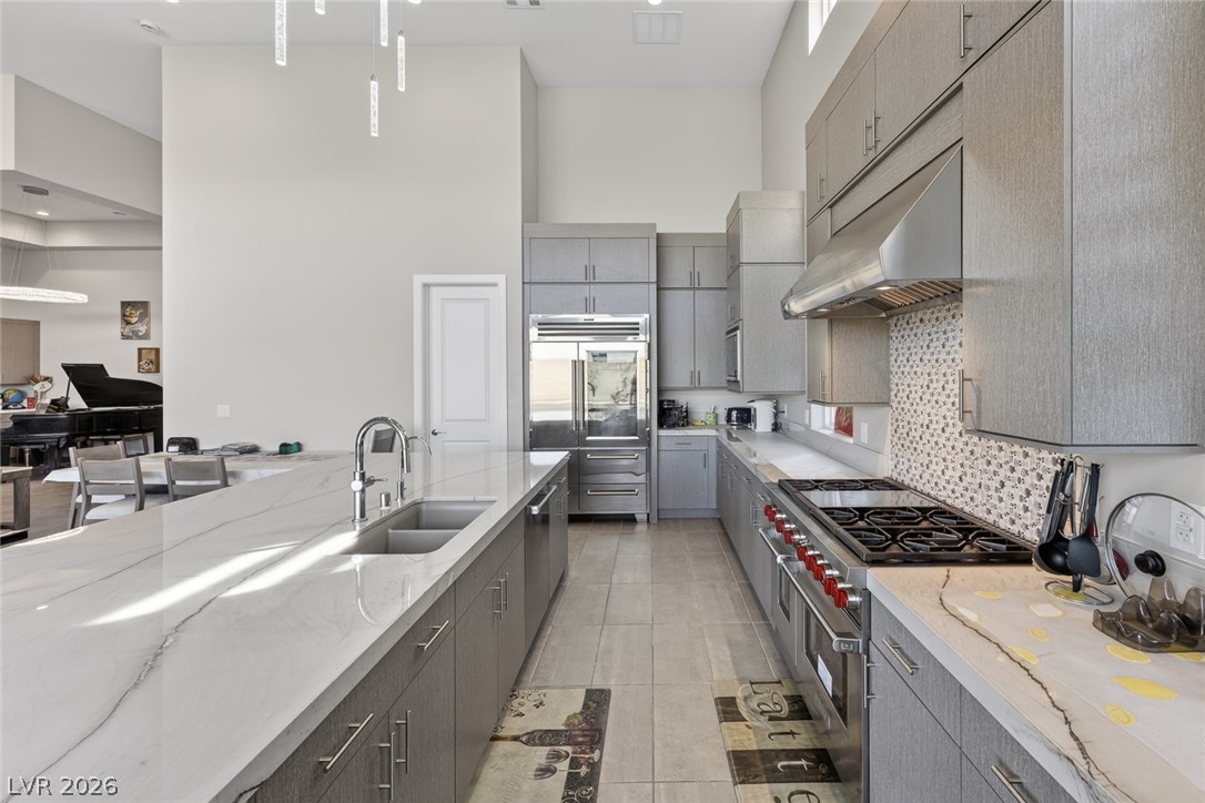 10766 Agate Cliffs Avenue Las Vegas NV 89135