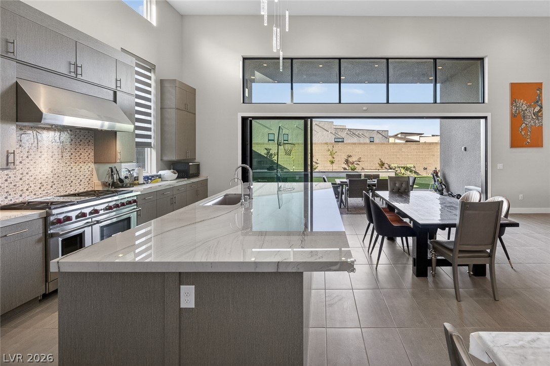 10766 Agate Cliffs Avenue Las Vegas NV 89135
