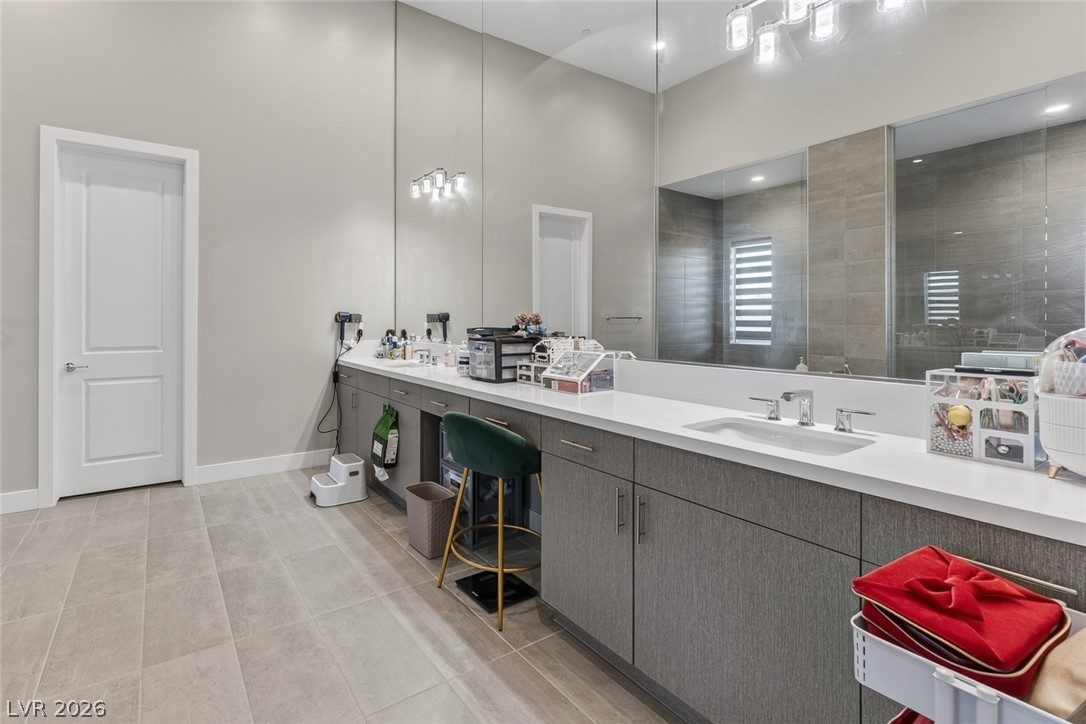 10766 Agate Cliffs Avenue Las Vegas NV 89135