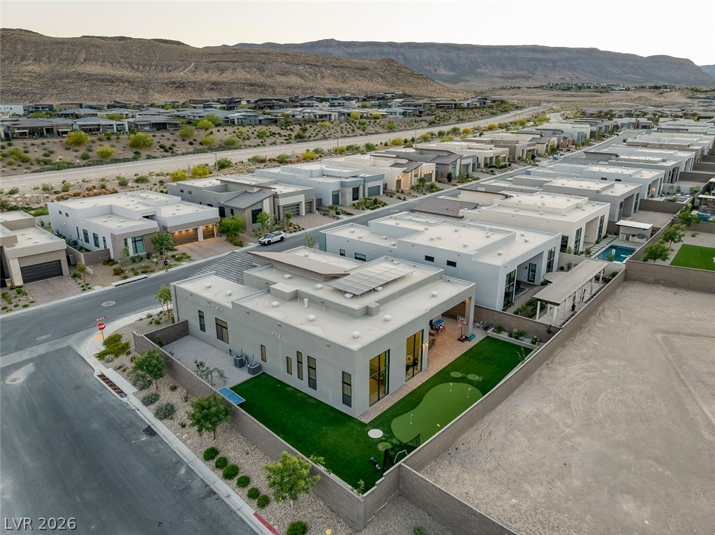 10766 Agate Cliffs Avenue Las Vegas NV 89135