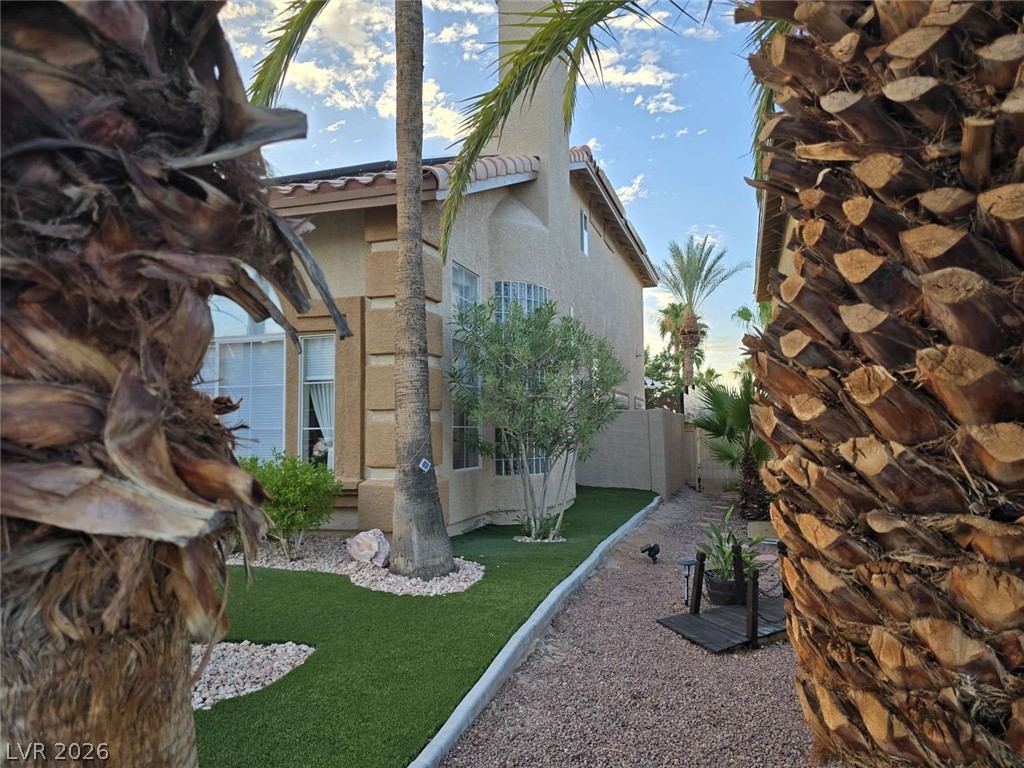 8728 Castle Hill Avenue Las Vegas NV 89129