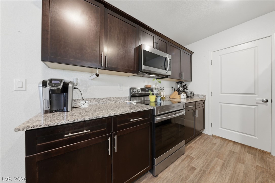 6941 Skyline Blue Street North Las Vegas NV 89086