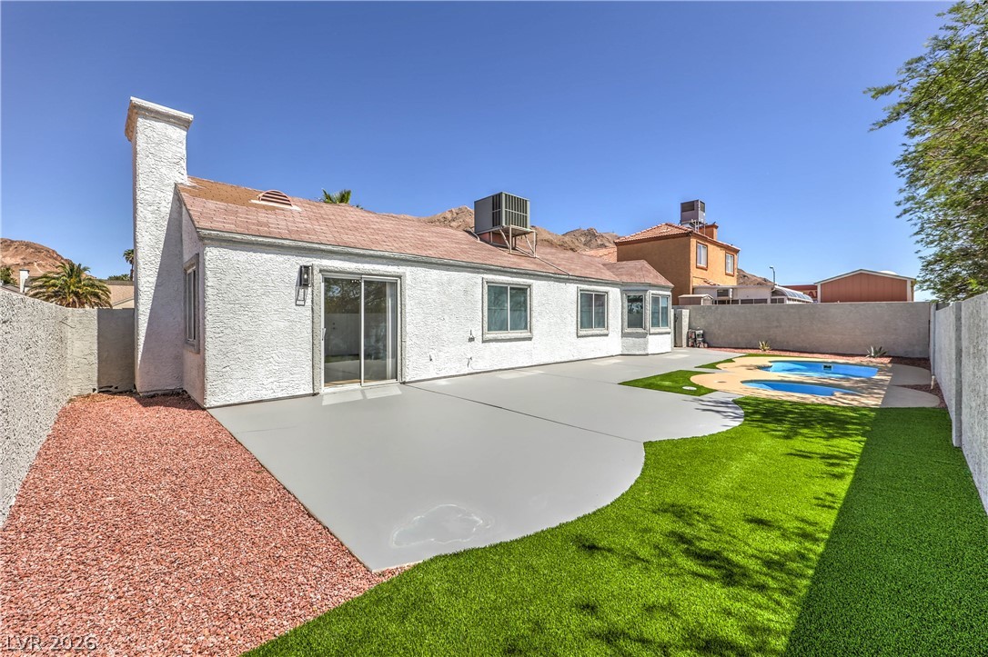 2215 Little River Court Las Vegas NV 89156