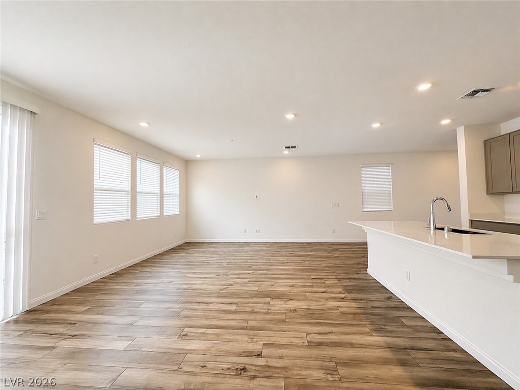 8917 Cherry Barn Street Las Vegas NV 89113