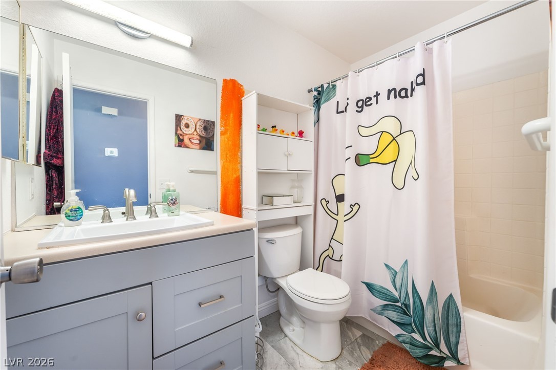 7320 Silver Ridge Drive Las Vegas NV 89128