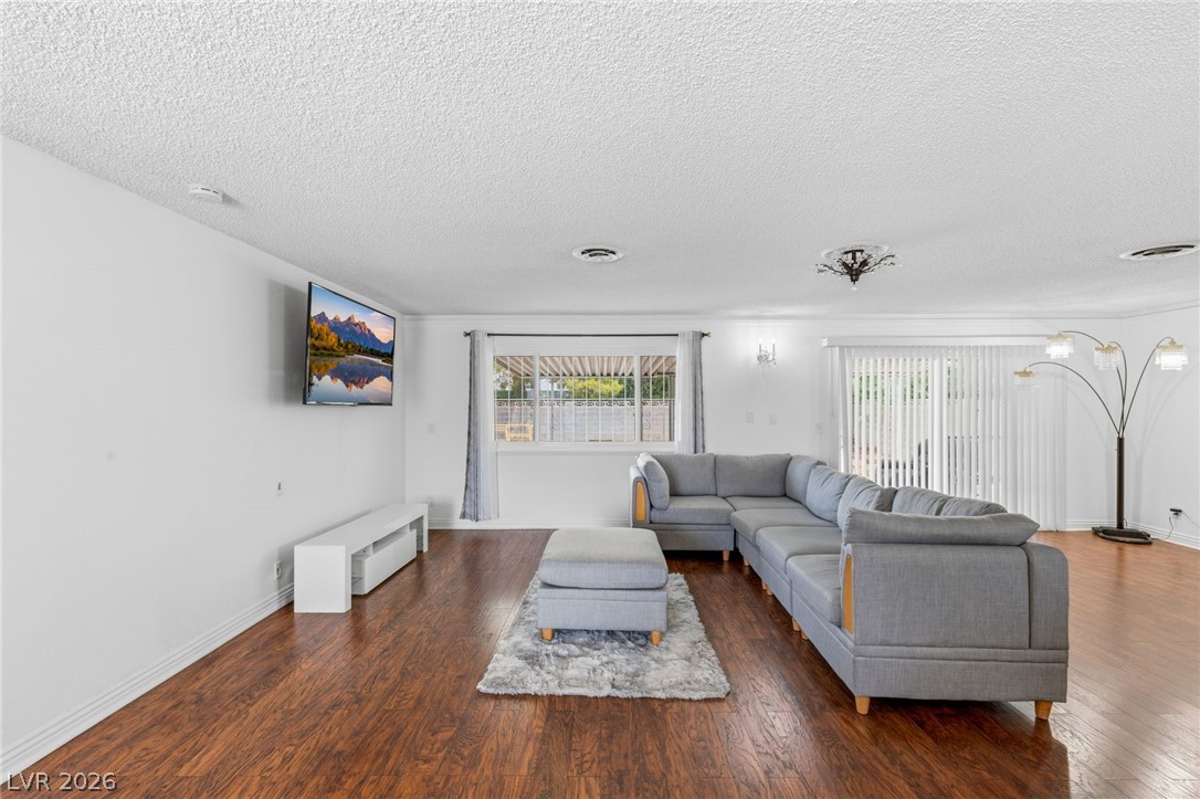 3948 Oakhill Avenue Las Vegas NV 89121