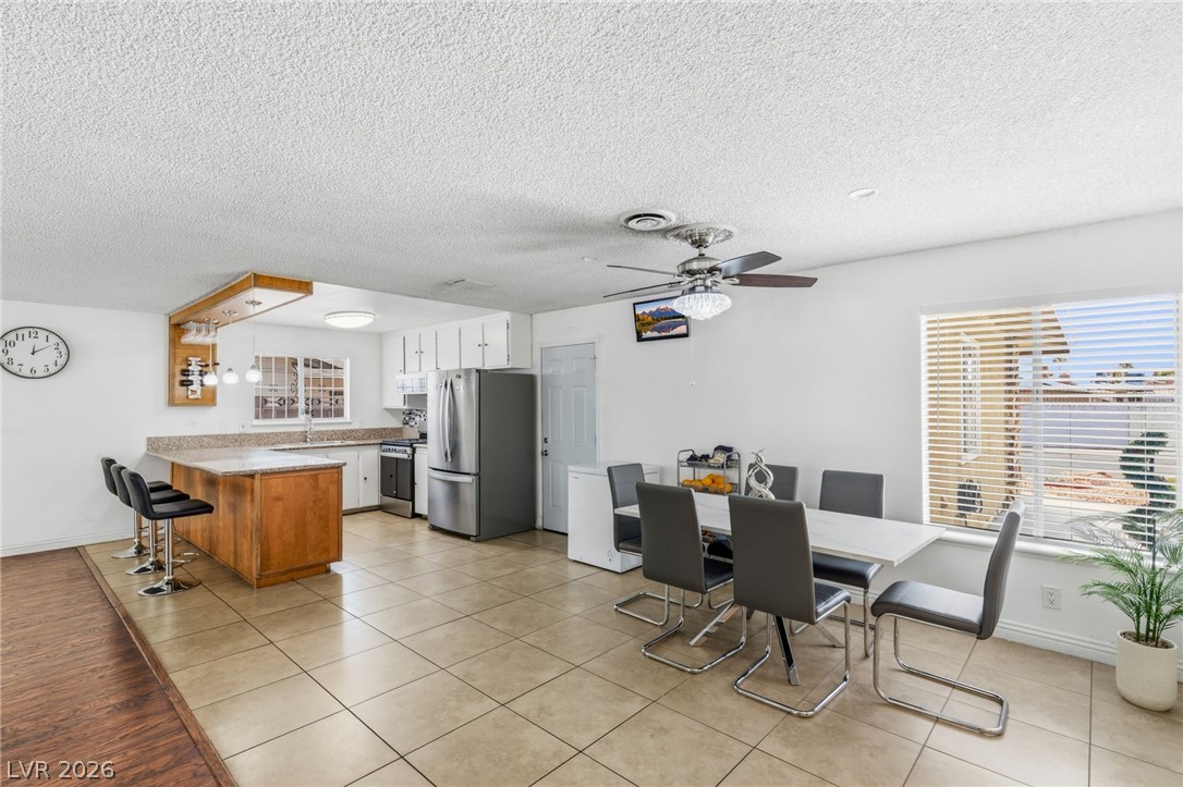 3948 Oakhill Avenue Las Vegas NV 89121