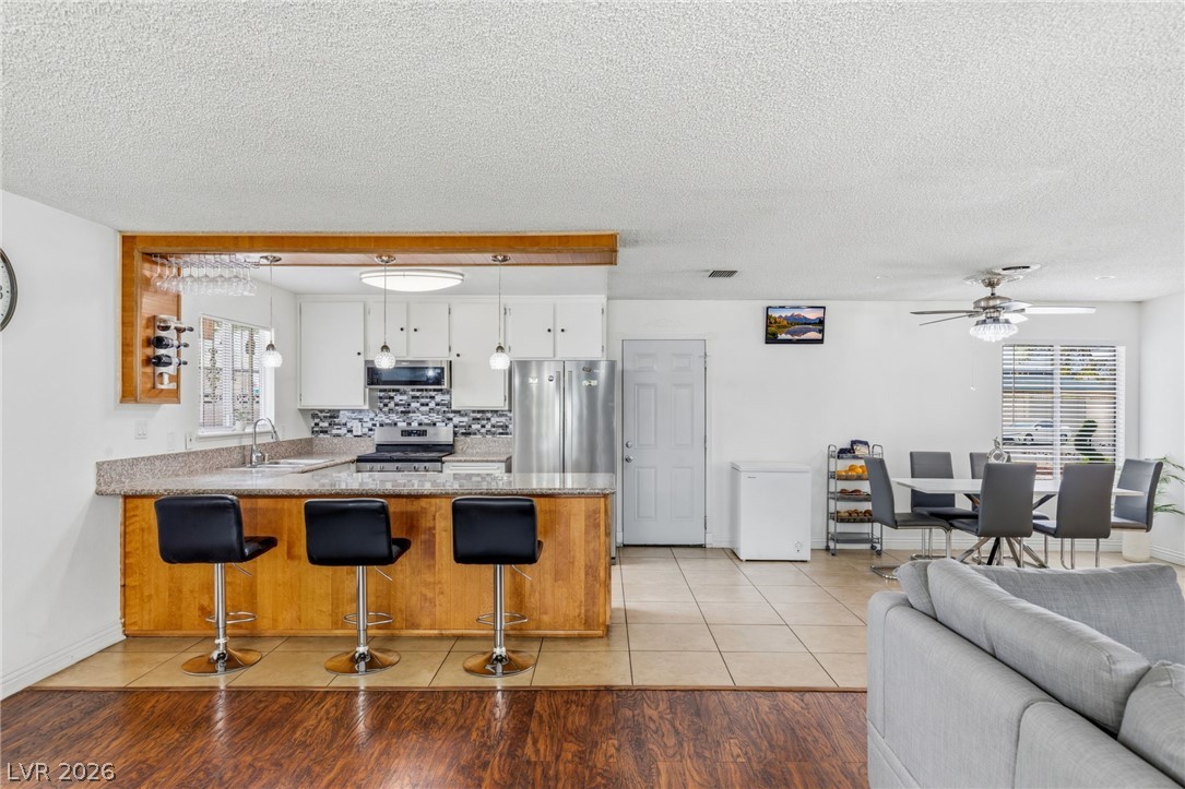 3948 Oakhill Avenue Las Vegas NV 89121