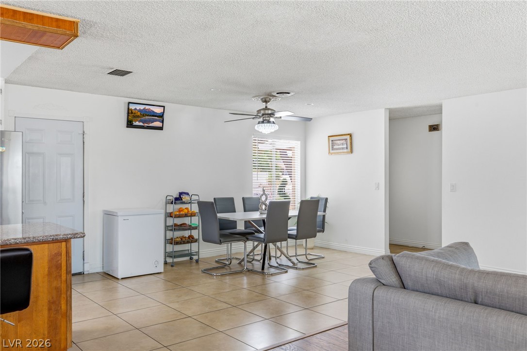3948 Oakhill Avenue Las Vegas NV 89121