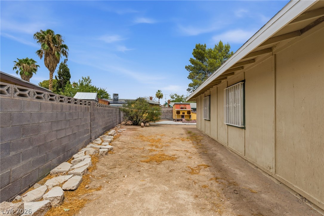 3948 Oakhill Avenue Las Vegas NV 89121