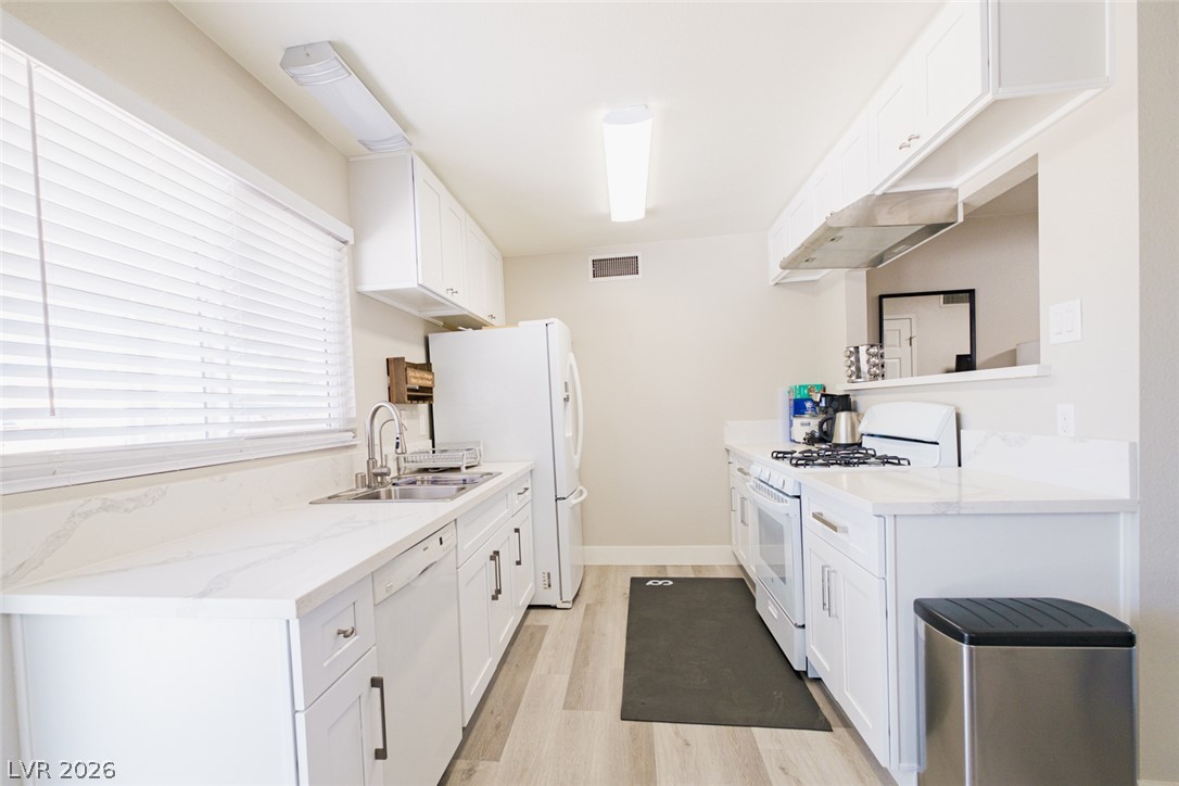 7220 Mountain Moss Drive Las Vegas NV 89147