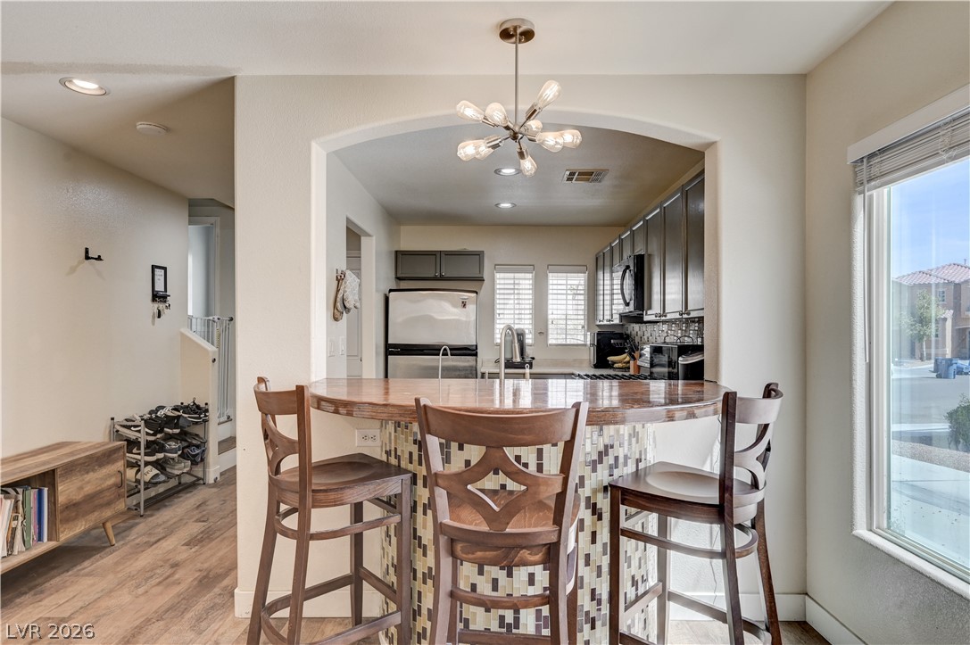 8953 Careful Canvas Avenue Las Vegas NV 89149
